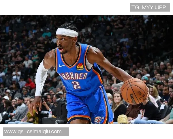 湖人快船球迷现场互动引发热议比卢普斯与FBI成焦点话题 湖人快船球迷现场互动引发热议比卢普斯与FBI成焦点话题