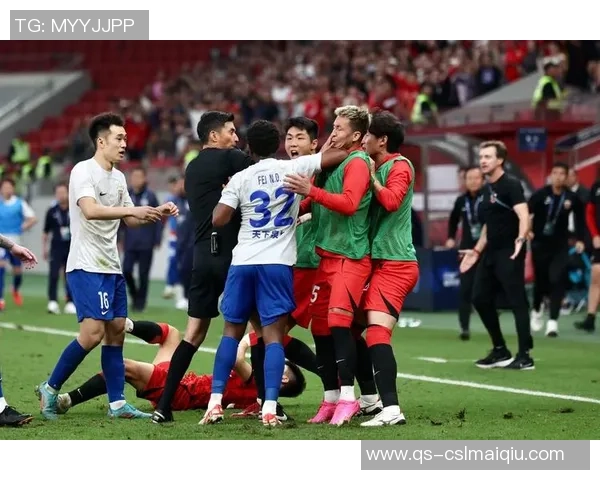 海港队结束假期重返训练全力备战中超收官战争取佳绩