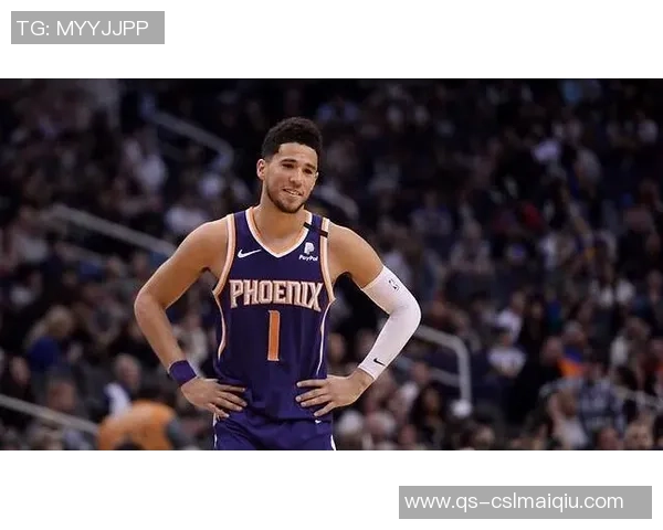 布克表现平平仅得18分正负值惨淡球队求胜欲望显不足 布克表现平平仅得18分正负值惨淡球队求胜欲望显不足